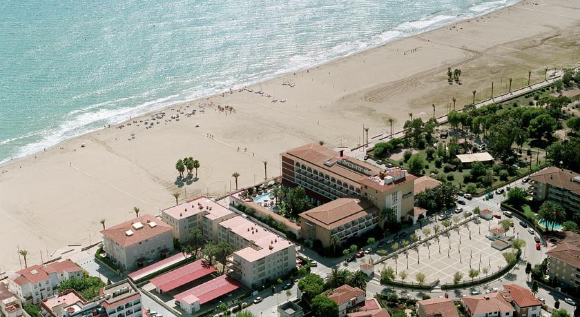 Hotel Comarruga Platja Exterior photo